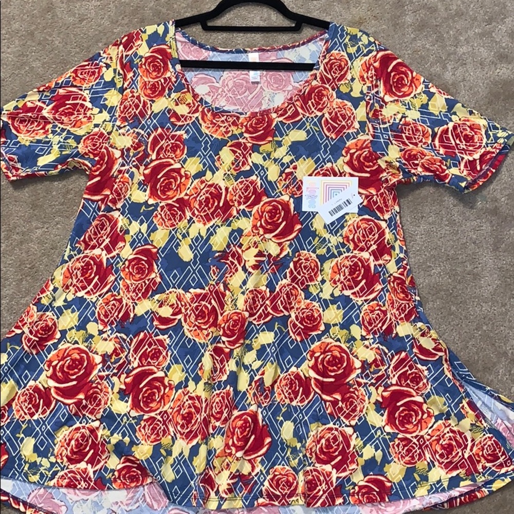 L lularoe Perfect T